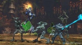 dcuo_scr_DLC8_Duo-KnightsdomeEnvy_002