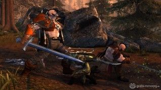 nw_screenshot_hunterreveal_101713_RAW_015